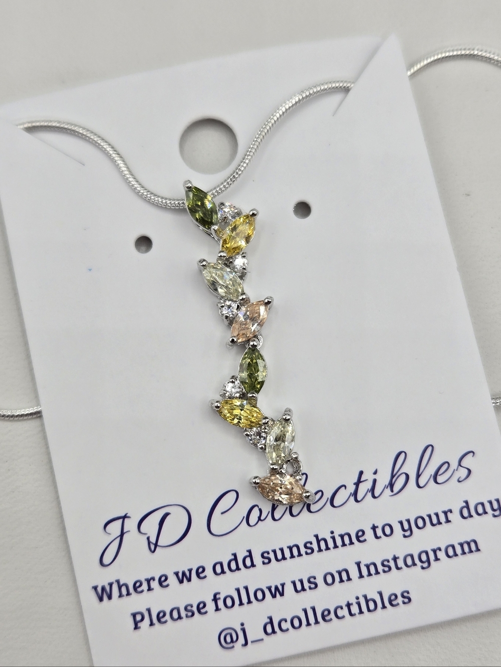 Swarovski Crystal Elements Silver Necklace Green Yellow Champagne 20 inch Leaf